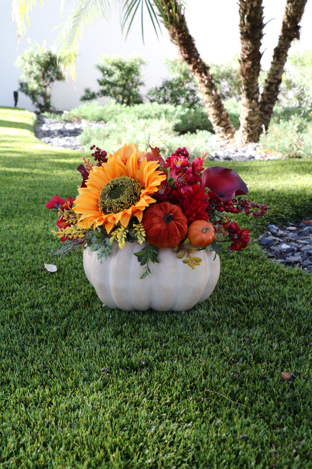 Sip & Style™ | Hocus Pocus Inspired Pumpkins & Petals Floral Design Class